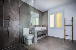 Irini apartment, 2 bedrooms, central Agios Gordios, 5 minute walk to the beach. - Image 2
