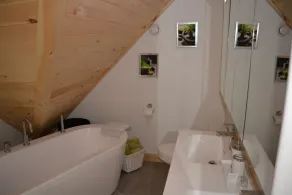 Family, Comfortable, Luxurious with Spa (Unit 2) - Image 5