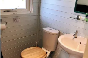 Heartsease - luxury Shepherd's Hut, amazing views. - Image 3
