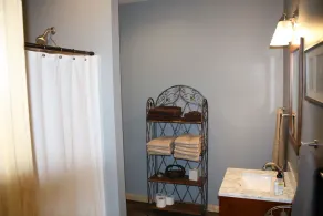Unique Mississippi River View Retreat - Sleeps 8 - Game Room + Near La Crosse - Image 2