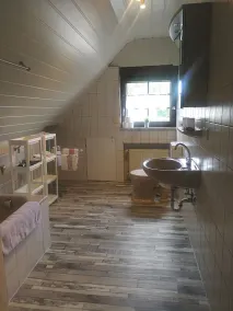 Comfortable and bright vacation apartment (67 m²) with free Wi-Fi - Image 5