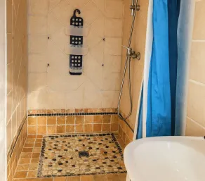 casa vacanze 5 camere da letto con piscina su una campagna di proprietà privata - Image 4