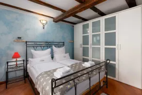 Charmante 3-Schlafzimmer-Villa Oase mit Pool und großem Garten - Image 4