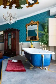 Family 2 bedroomed Luxury Suite - Image 5