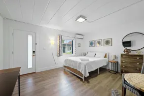 Chic City Retreat 93D - Image 5