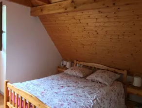 Pretty Chalet with garden - Image 2