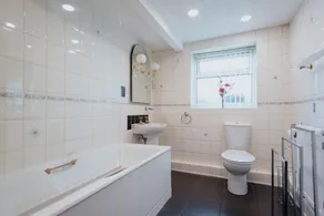 Barford House - Self-Catering Garden Apartment - Image 2