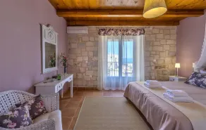 Stone Built Private villa Emerald with pool, 30m to Beach & BBQ! - Image 3