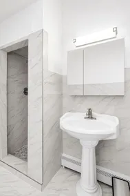 Deluxe Luxury Villa 20 Minutes From New York City - Image 5