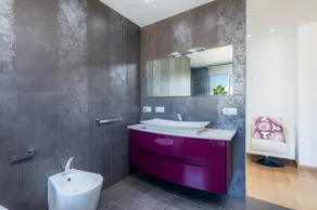 Amazing penthouse with stunning views of the sea and the mountains. - Image 2