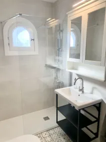 3 værelses villa med privat pool og fantastisk havudsigt 5 minutter fra stranden. TRÅDLØST INTERNET - Image 2
