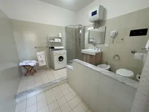 Mini Appartamento di 50mq con Angolo Cottura e 6 Posti Letto, a 150 m dal Mare - Image 3