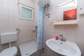 Cómodo apartamento con una terraza Podaca, Makarska (A-516-a) - Image 4