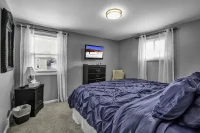 Maison spacieuse / confortable près de Buffalo / Bills / Airport / Niagara Falls - Image 2