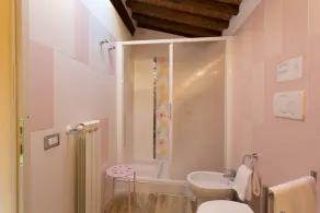 TUSCAN COTTAGE WITH PRIVATE GARDEN AND PANORAMIC POOL. 1 KM WALK TO THE VILLAGE. - Image 3