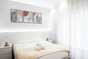Apartamentos Turísticos Metrópolis - Image 3