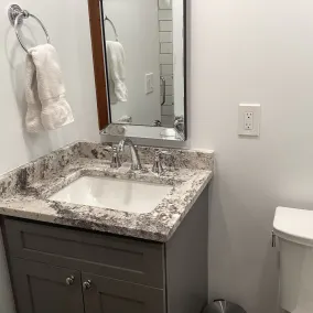 Grand condo confortable sur 1 niveau, patio en pierre spacieux, à 5 min de ski - Image 5