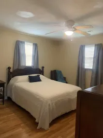 Lou's Loft of Hampton, TN - Image 3