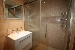 RIGO 2-C(left, 3 bedrooms): Directly on the beach, frontal sea view - Image 2