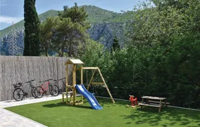 Vackert hem i Omis med bastu - Image 5