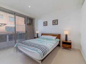 The Esplanade Apartment in Cowes, 2nd floor, watch the sunset from the deck! - Image 5
