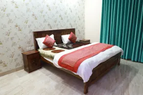 Lime Tree Service Apartment-3 - Image 4