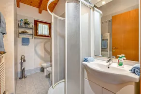 Ferienwohnung 'Residence La Corte' mit Gemeinschaftspool, Balkon und Klimaanlage - Image 3