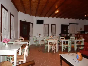 Tinos Suites & Apartments - Image 4