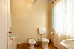 Large ground floor apartment of 118 m2 consisting of a large living room with fireplace, kitchen complete with dishwasher, microwave oven, electric oven, coffee machine, kettle, fridge and freezer.Dining area, a master double bedroom with private bathroo - Image 3