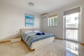 Marvellous 3BR Apartment in central St Julians - Image 5