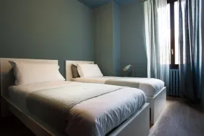 Suite \"Gardone\" at 2 steps from the lake with panoramic view. Lounge bar and swimming pool - Image 5