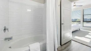 Landing Furnished Apartments - New Caney - Image 3