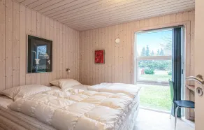 Beautiful Home In Rønne With Wifi - Image 4
