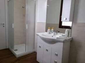 Villa - Image 3