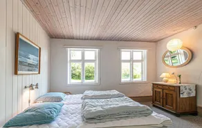 Stunning apartment in Aakirkeby - Image 5