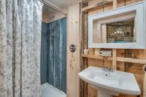 Cozy Adirondack Cottage for Two - Image 5