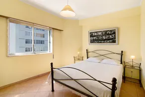 Apartment 'VIP T2 em Frente a Praia' with Sea View, Terrace & Wi-Fi - Image 4