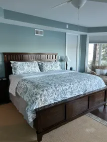 Lake Norman Waterfront Apartment, Private Entrance, Dock + Hot Tub, Sunset Views - Image 4