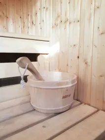 Les dates d'août dernier sont maintenant réduites! Dormir 18, bain à remous, sauna, emplacement fantastique. - Image 3