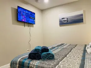New! Stylish Home, 4TVs, 5min to Dwntwn! Pets ok! - Image 5