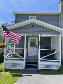 Cozy lake front unit close to Honesdale, Elk Mountain, Scranton & much more! - Image 5