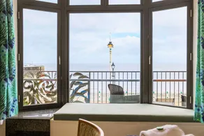 Seaview Enchanting Double Room - Image 2
