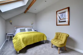 Visit England Gold Award Winning Rural 3 Bedroom Barn Conversion in Kent - Image 5