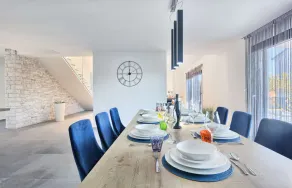 Splinterny moderne villa med pool i nærheden af Buje - Image 2
