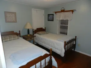 The Grey Cabin  - Image 4