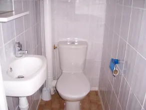 Villa ideally situated, quiet residence 10 minutes walk to the beach and golf - Image 3