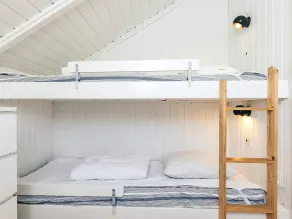Lovely Holiday Home in Ã…lbÃ¦k near Sea - Image 5