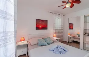Three-Bedroom Holiday Home In Nova - Image 4