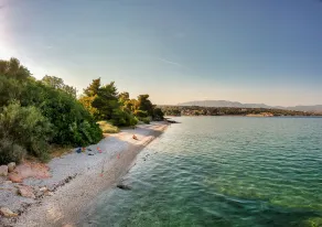Τhree-storey maisonette with a wonderful view of the Saronic sea - Image 5