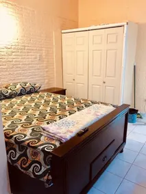 Cozy Jacuzzi 2bd - 5 minutes from the beach! - Image 5